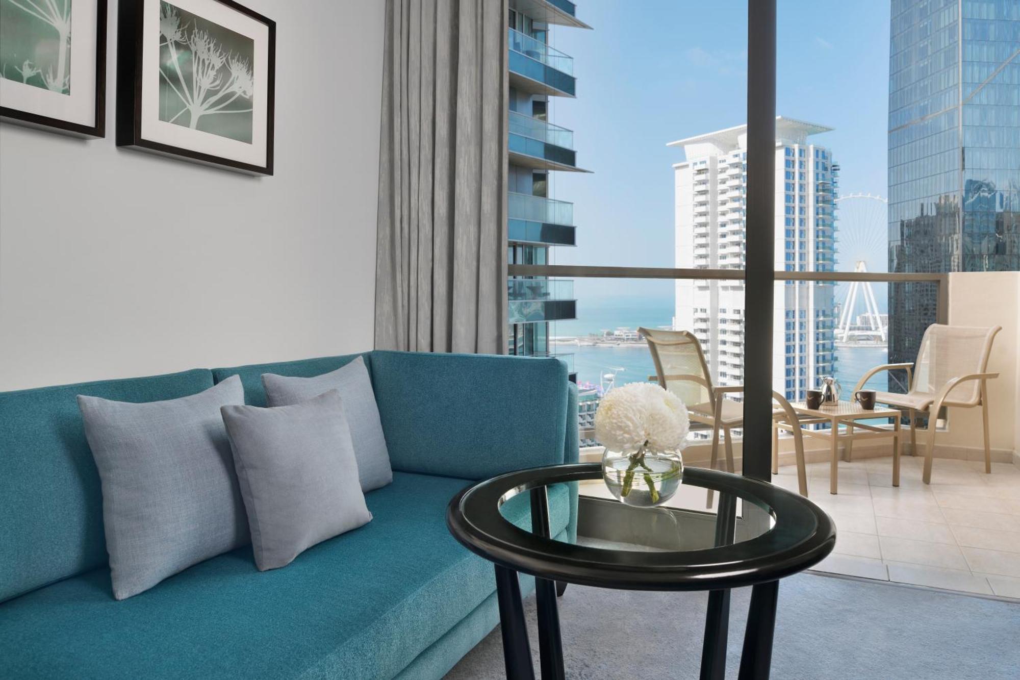 Mövenpick Jumeirah Hotel 5*
