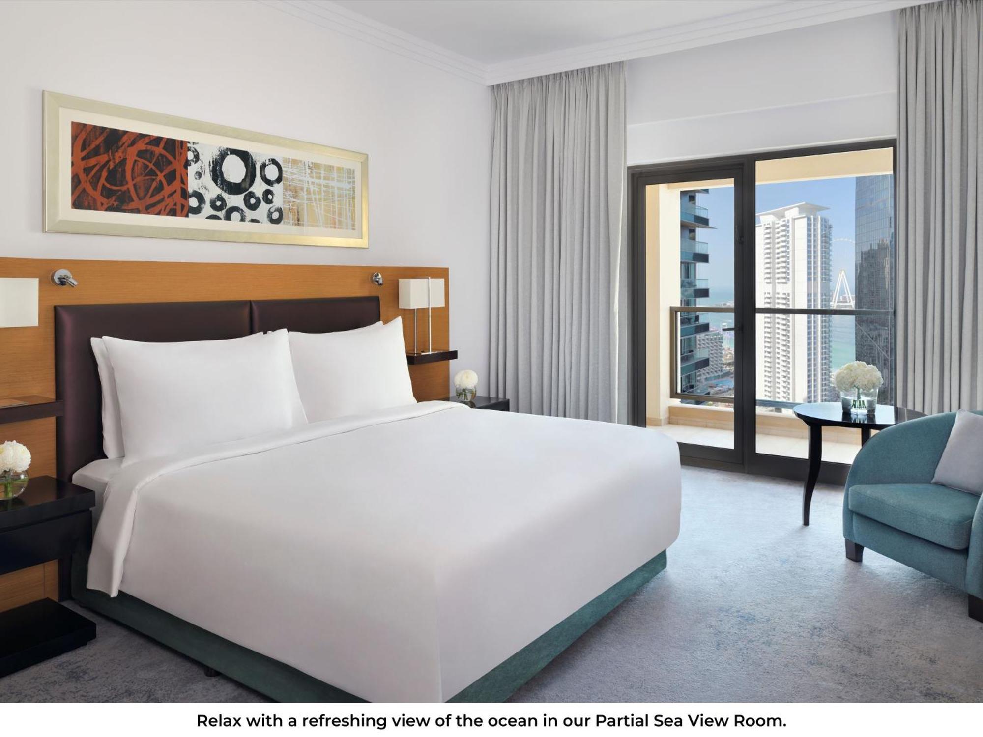 Hotel Mövenpick Jumeirah 5*