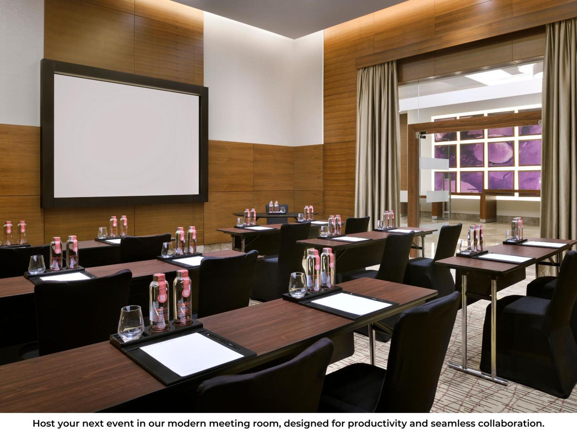 Mövenpick Jumeirah Hotel Dubai